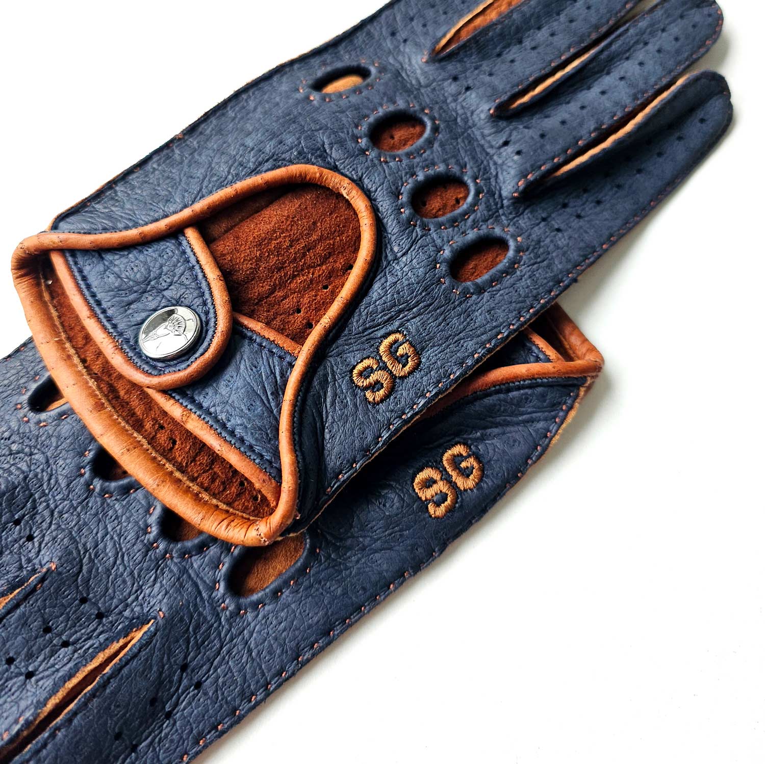 Leather driving gloves embroidery service