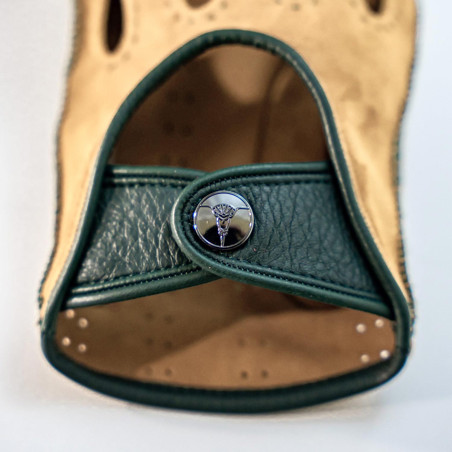 Sand green suede Italian driving gloves