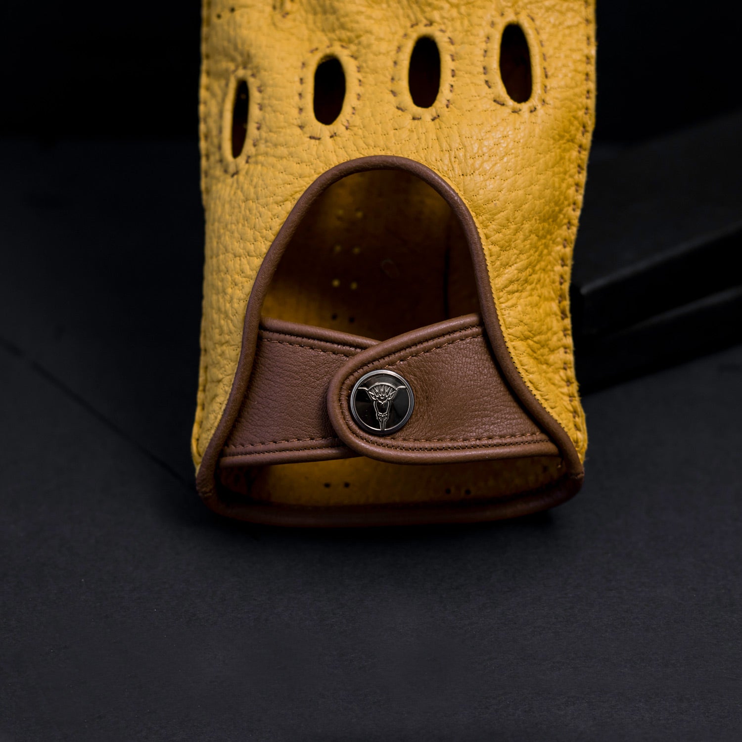 Yellow Italian peccary leather driving gloves