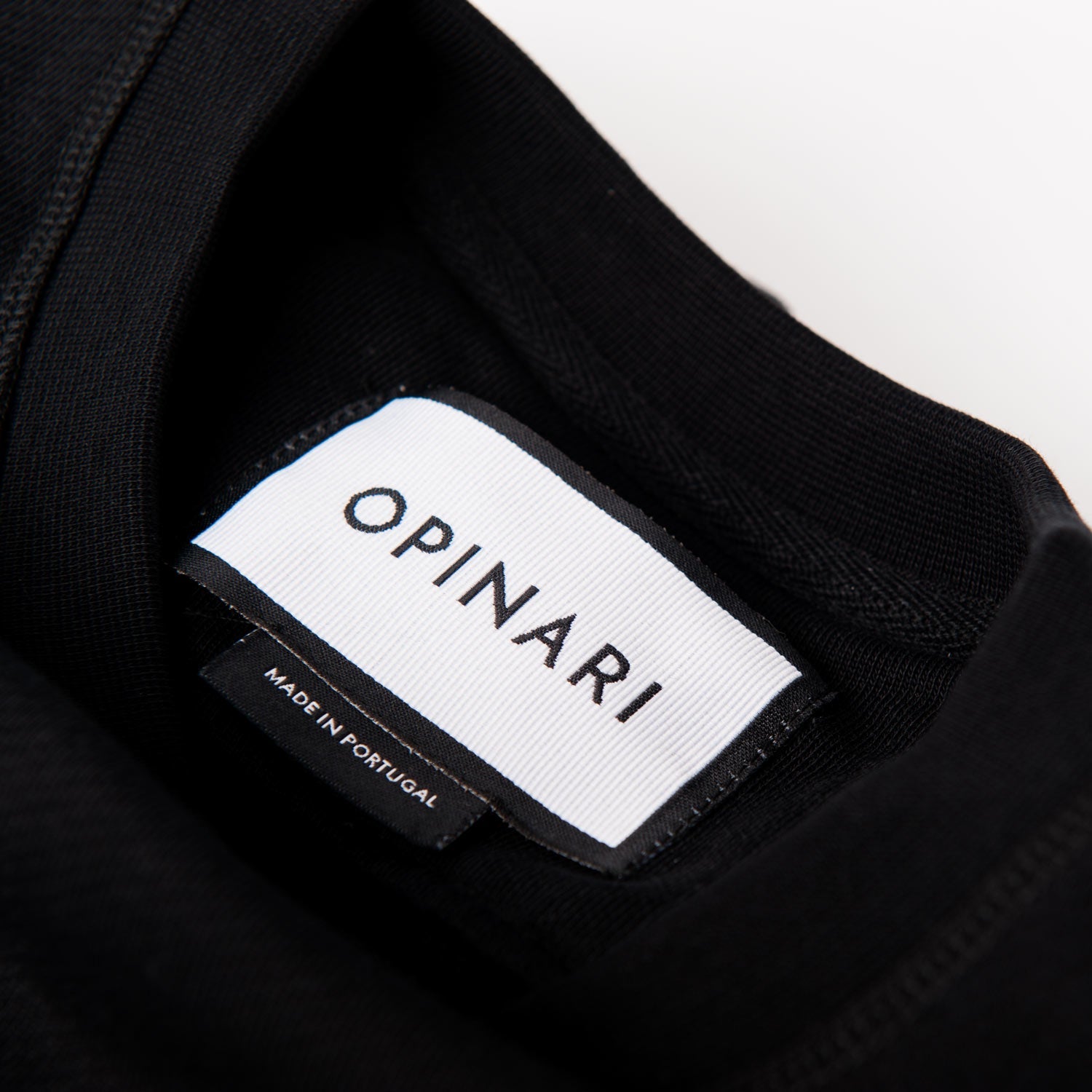 Classic sweat black on black - Opinari - Driver's Essentials