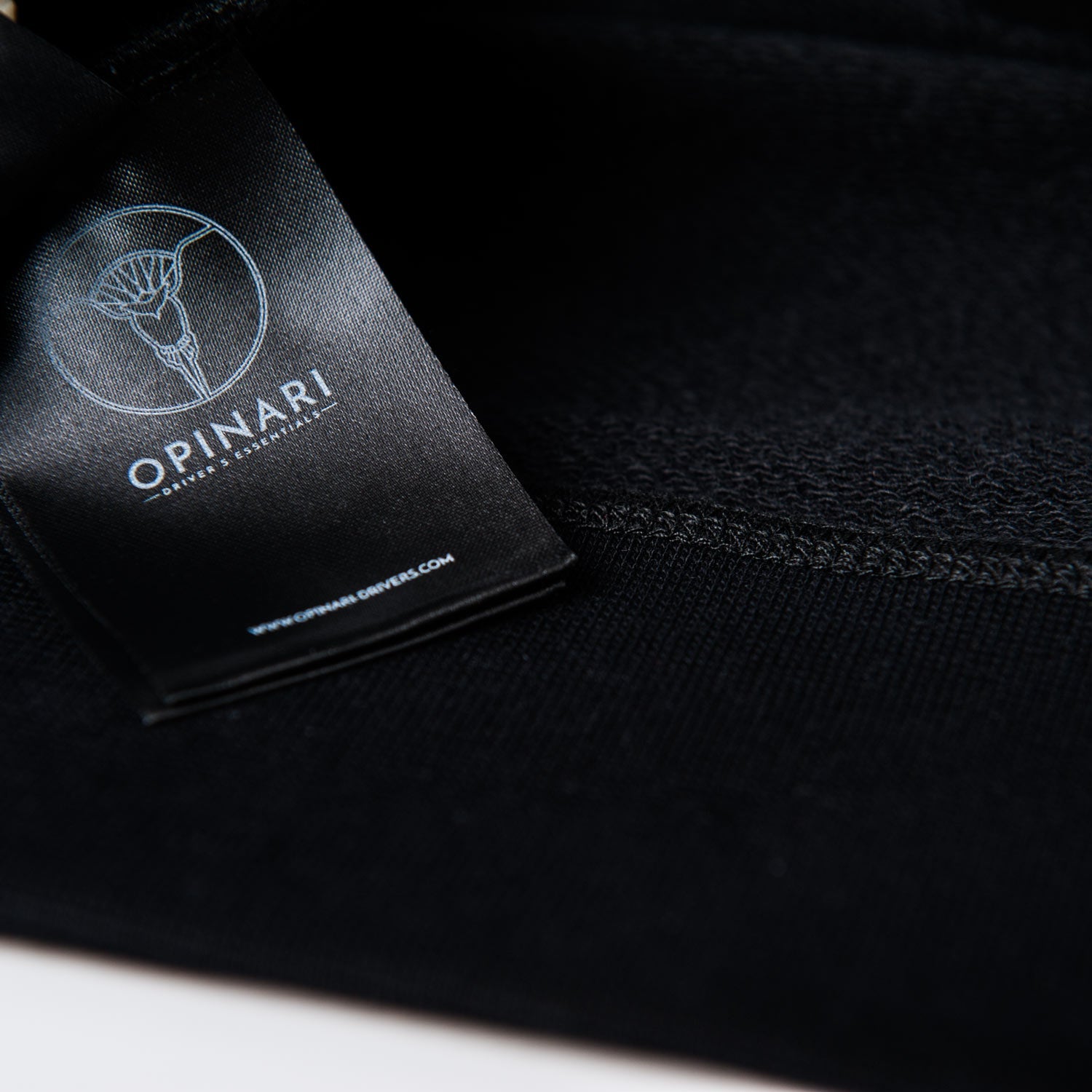 Classic sweat black on black - Opinari - Driver's Essentials