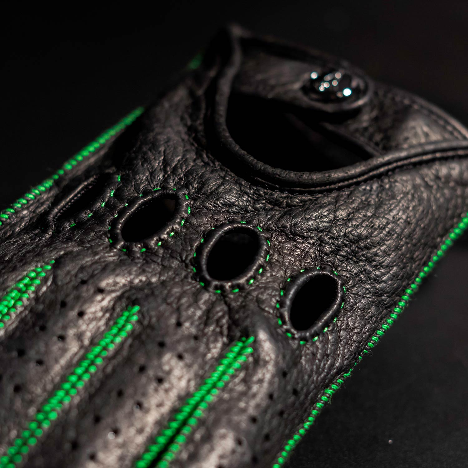 Hell Green Driving Gloves - made on request - Opinari - Driver's Essentials