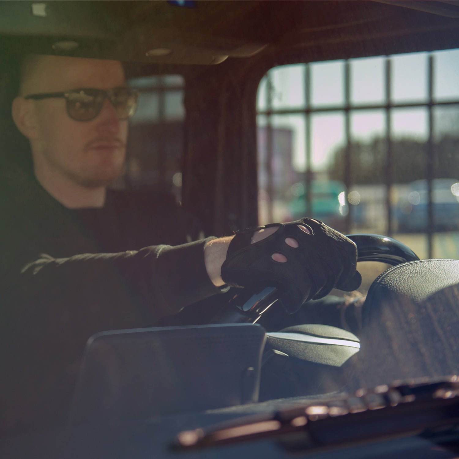 Tutto nero black driving gloves - Opinari - Driver's Essentials