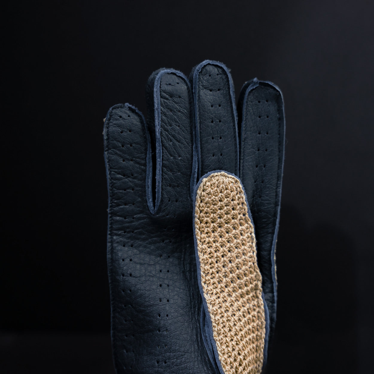 Crochet blue spago driving gloves palm