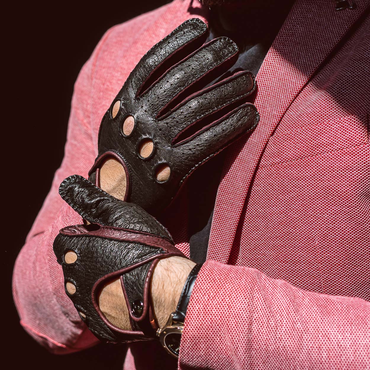 Bordeaux driving gloves handmade by Italian artisans