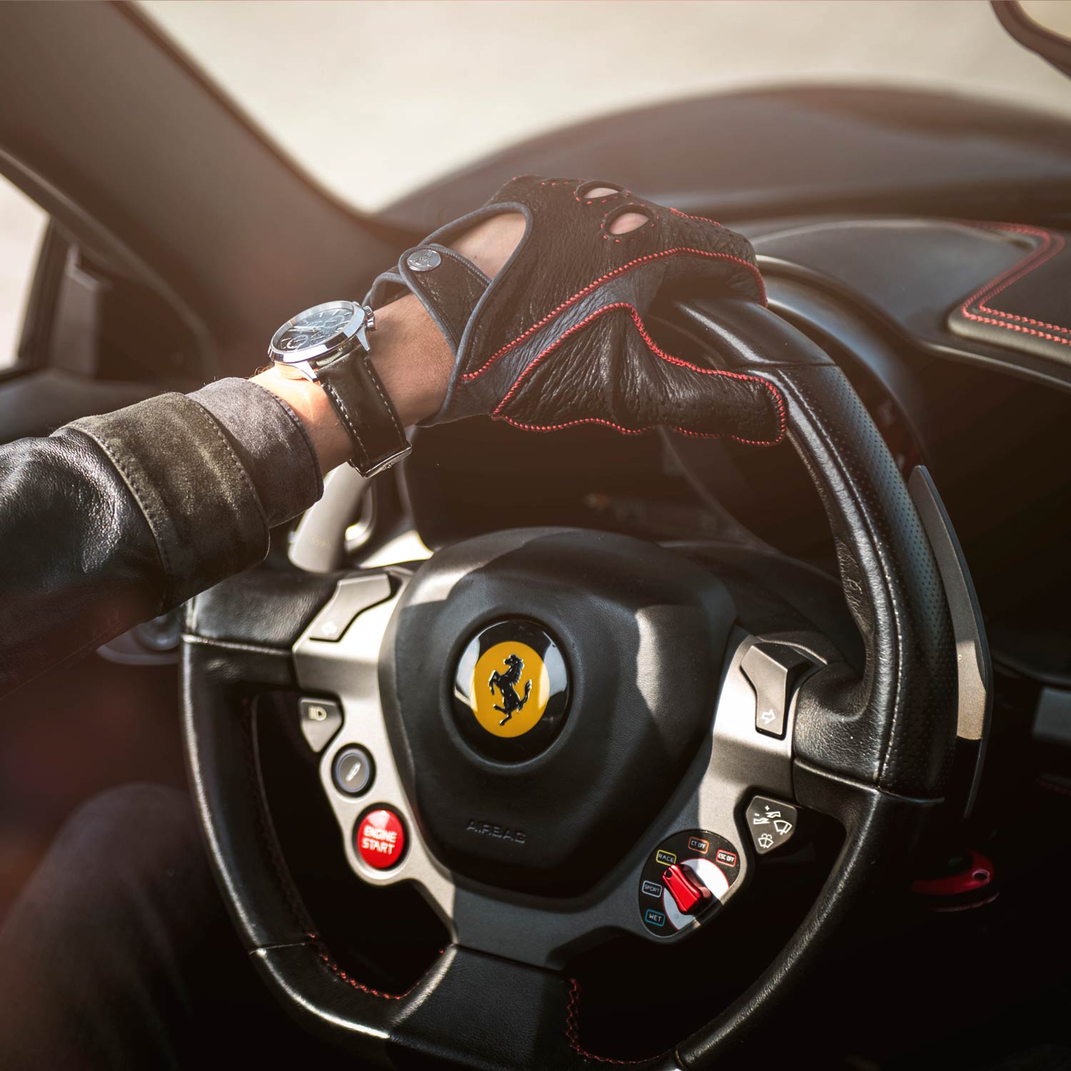 Ferrari Red driving gloves - Opinari - Driver's Essentials