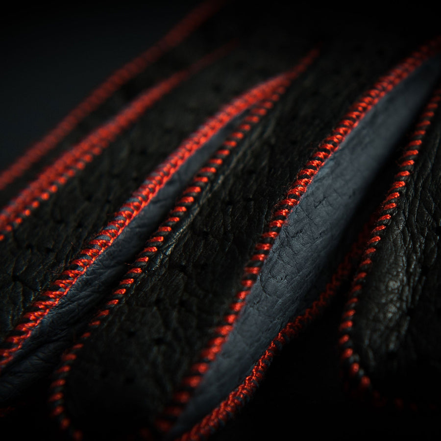 Rosso acceso Red driving gloves - Opinari - Driver's Essentials