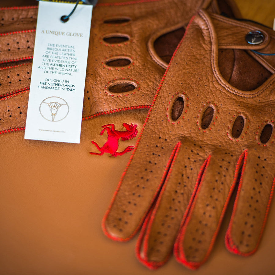 Strada Facendo brown/red driving gloves - made on request - Opinari - Driver's Essentials